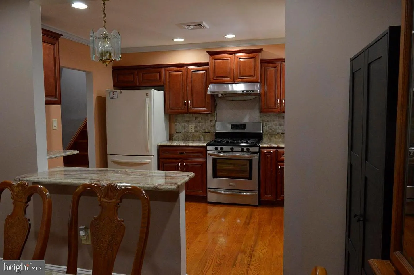 3 bed, 2.5 bath, 1192 sqft, $3,200 — Photo 3