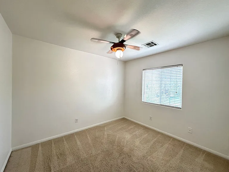 560 Playa Linda Pl — Photo 18