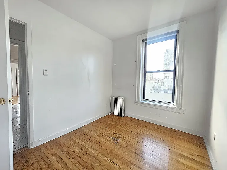 156 Grand St #20 — Photo 3