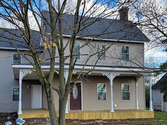 2nd image of 54 S Railroad Ave