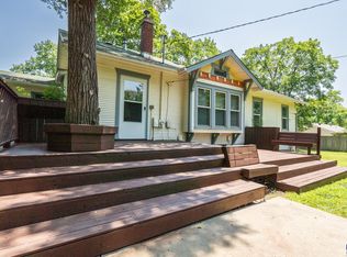 2033 Hillview Rd, Lawrence, KS 66046