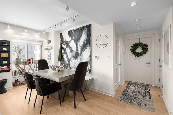 Rented by Compass | media 18