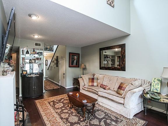 5th image of 625 Barlin Dr