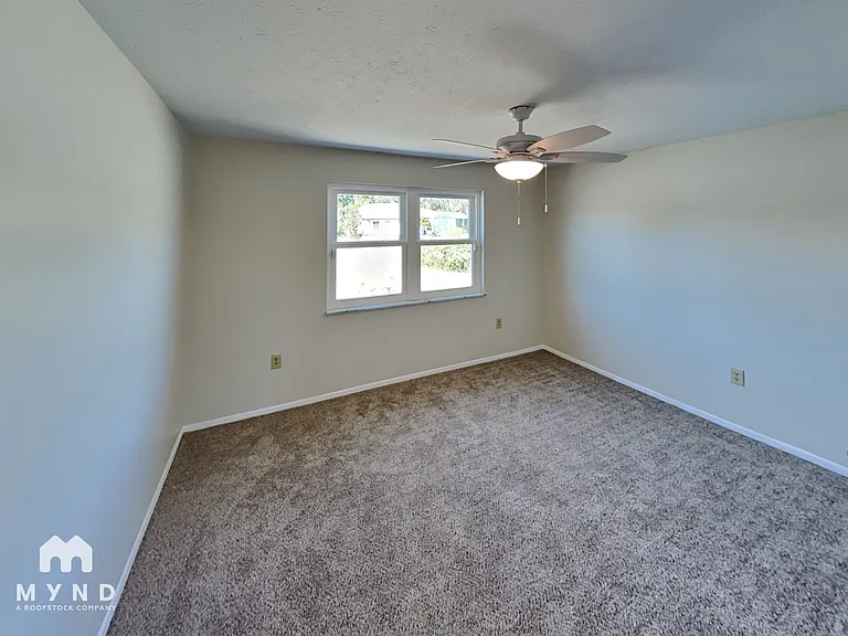 1511 W Del Webb Blvd — Photo 12