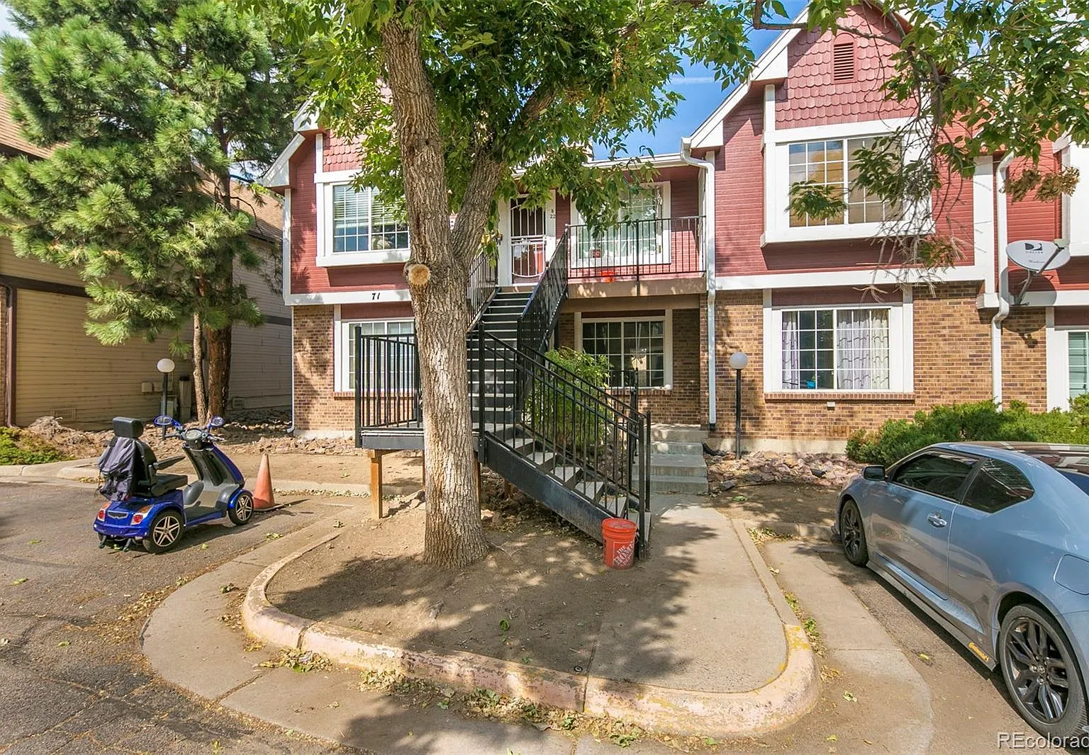 71 S Sable Blvd — Photo 2