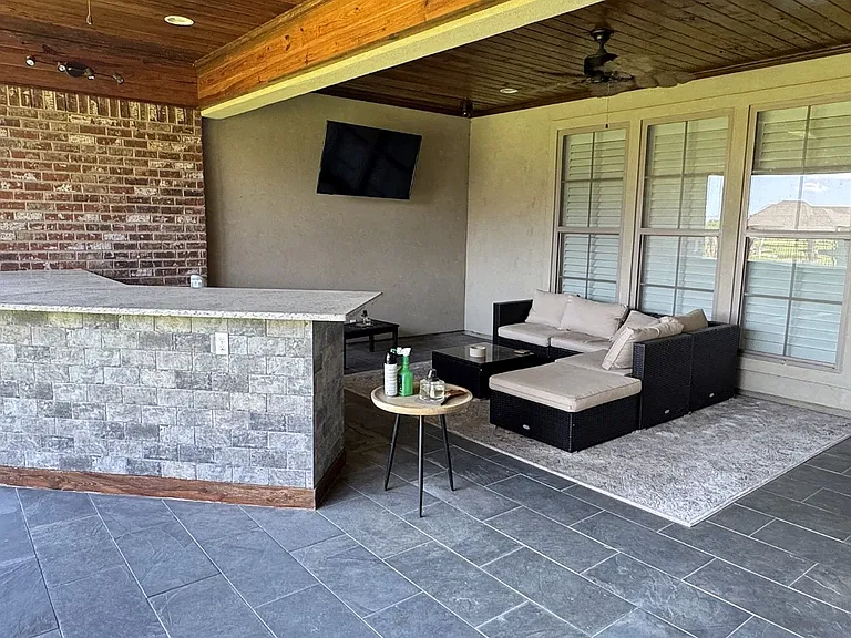 210 Bayou Trace Dr — Photo 11