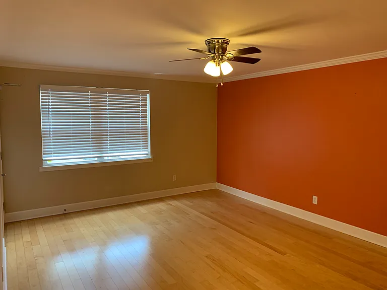 1397 Broadview Ave #8 — Photo 4