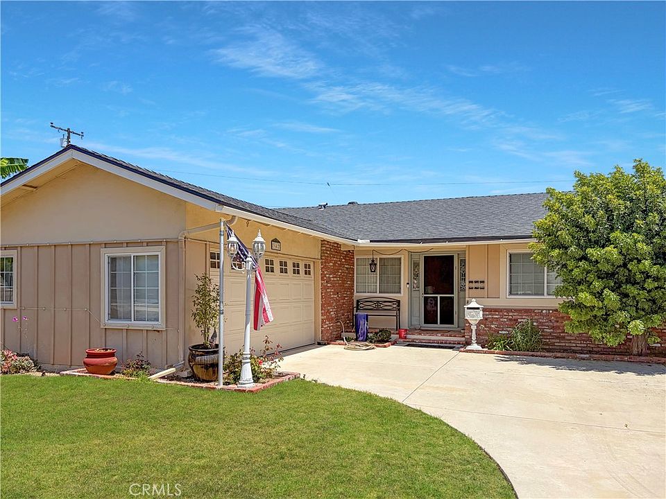 2nd image of 342 Ridgeway Pl