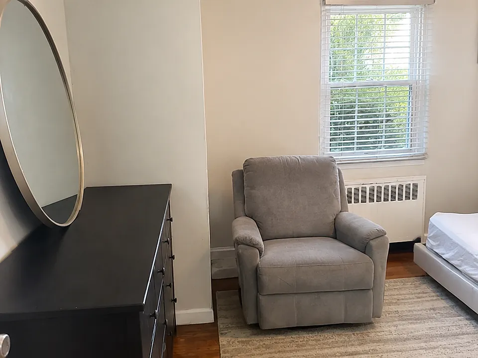 64 Underhill Ave #1