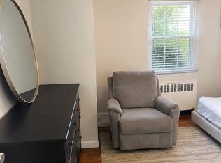 64 Underhill Ave Floor 1, Hicksville, NY 11801