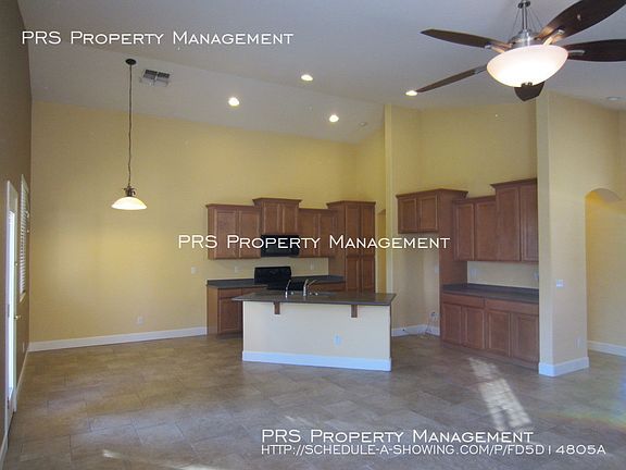 2nd image of 4415 E Cherry Hills Dr