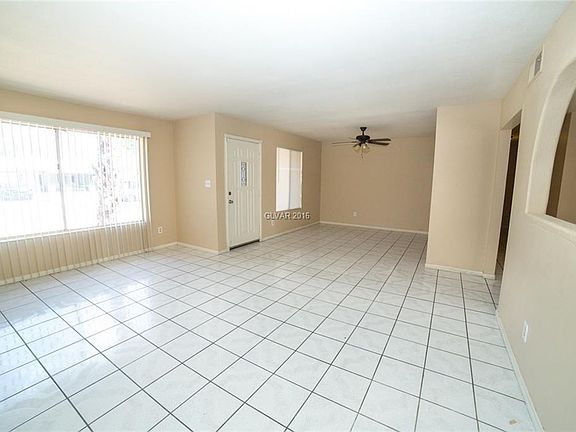 3rd image of 2924 Theresa Ave