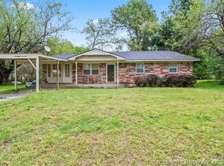15240 N 270th Rd, Okmulgee, OK 74447