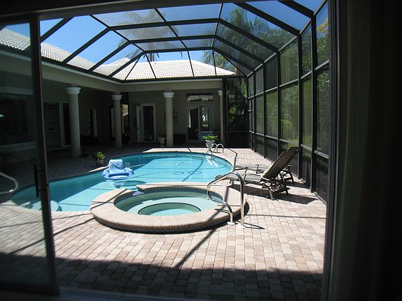 5th image of 799 Ashburton Dr