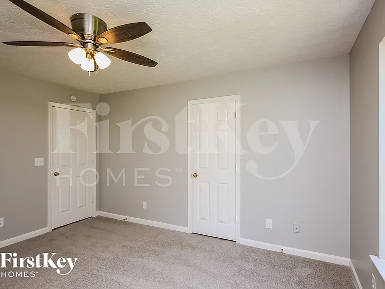 6029 Rose Ct — Photo 8