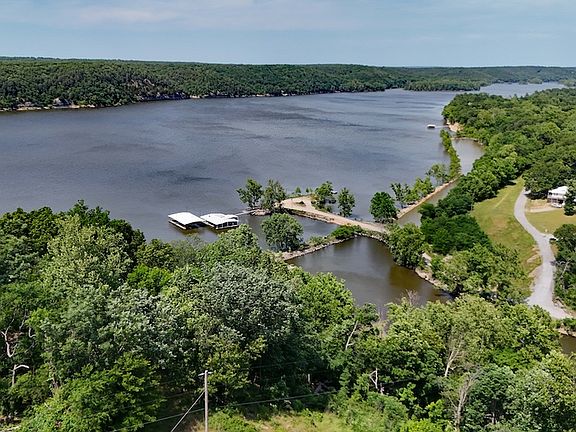 3rd image of 214 Spavinaw Hudson Point