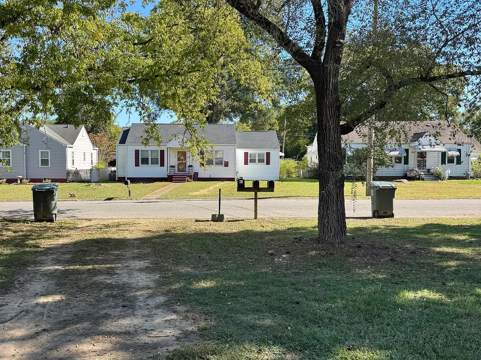 207 Laws Ave — Photo 3