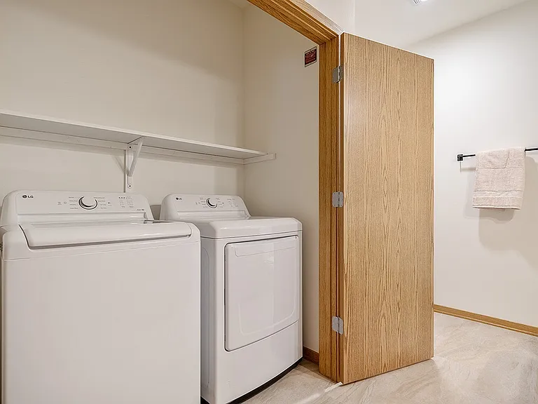 Interior-8