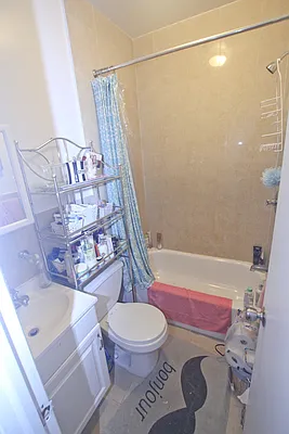 Rented by Jonis Realty | media 34