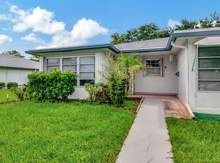 1217 S Drive Way APT A, Delray Beach, FL 33445