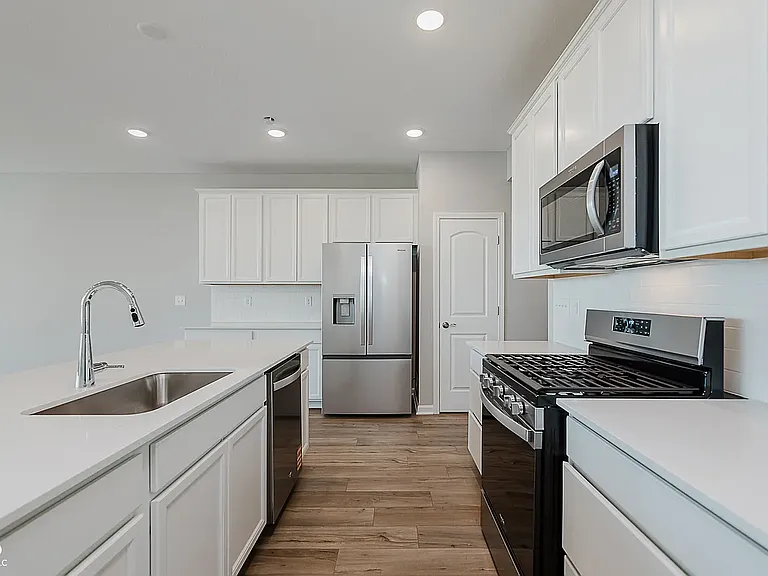 7292 Selah Ln — Photo 2
