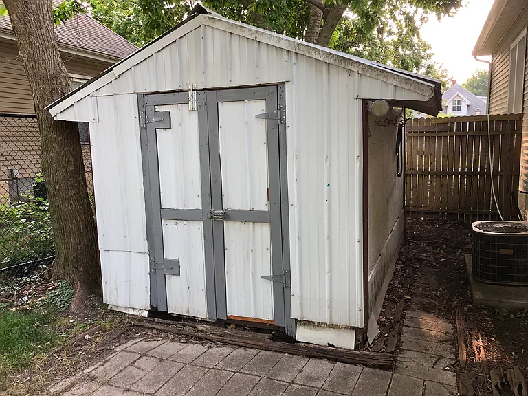 207 S Poplar St — Photo 14