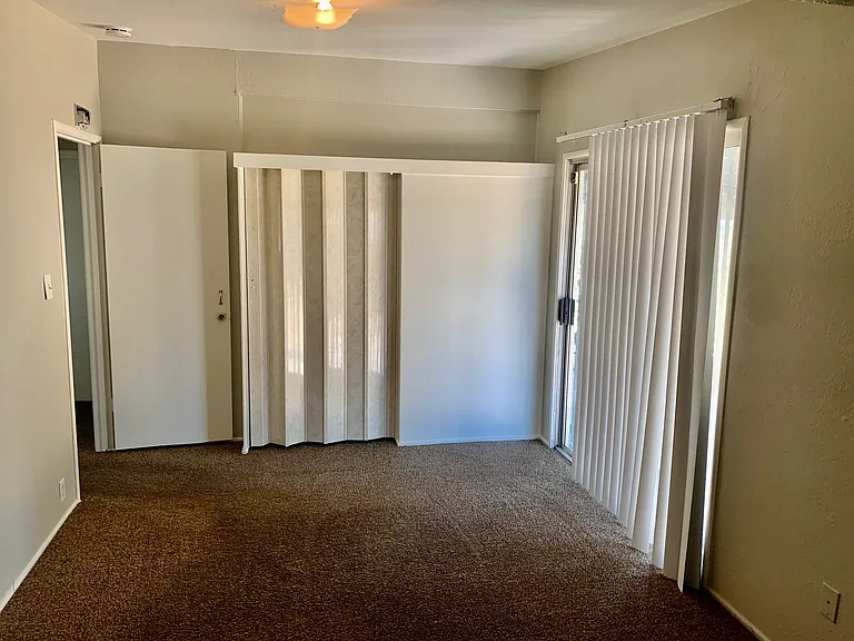 332 W Myers Ave — Photo 12