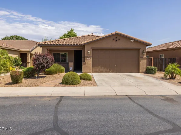 686 W HARVEST Road, San Tan Valley, AZ 85140