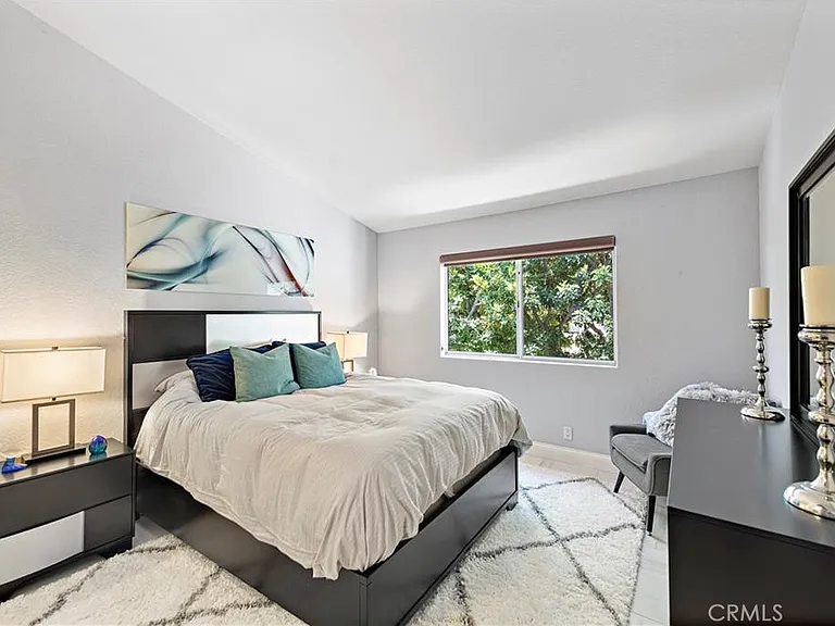 25606 Stratford Pl — Photo 10