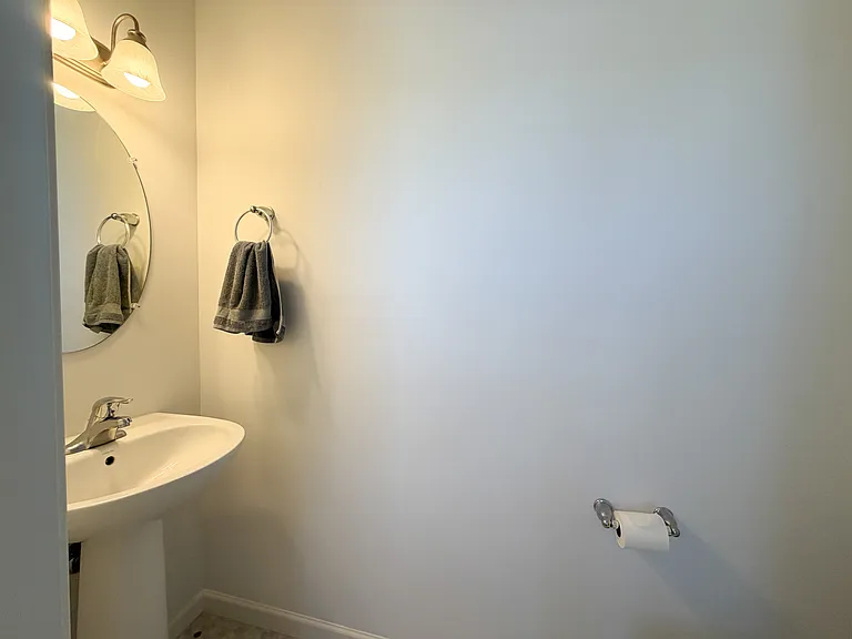 37 Southside Dr — Photo 13