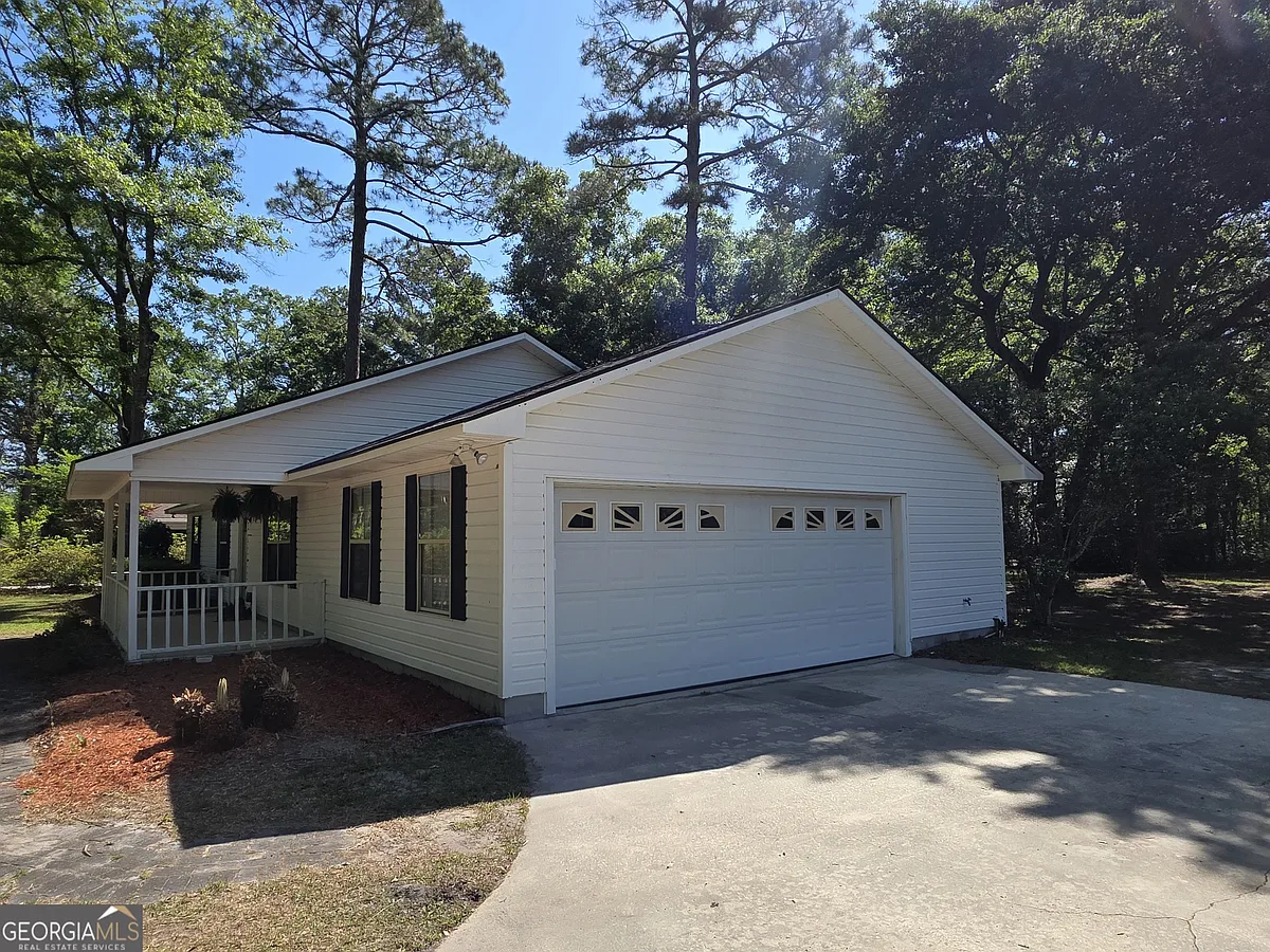 Building Photo - 622 Plantation Dr