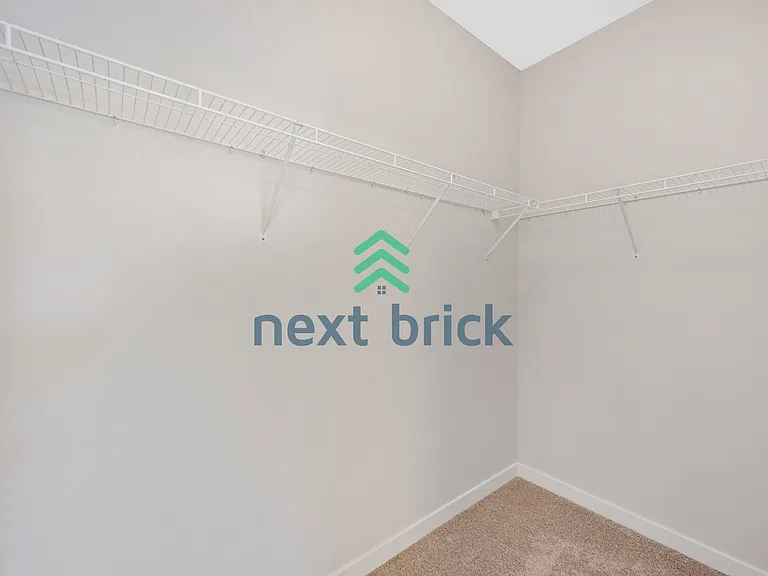 10945 NE 189th Pl #F — Photo 13