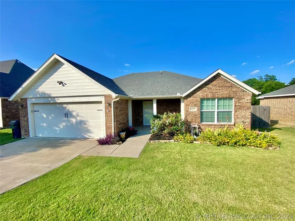 4606 Lake Shore Dr, Ardmore, OK 73401
