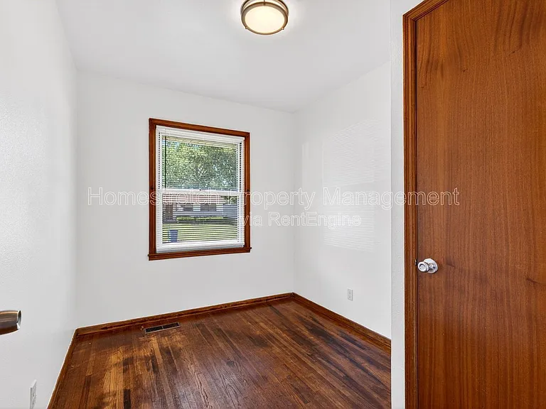 432 Midlothian Rd — Photo 11
