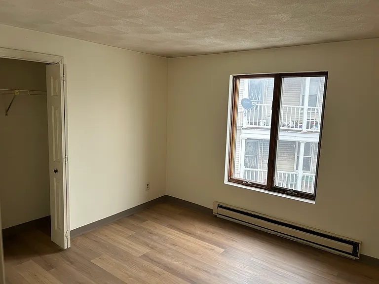 309 Boston St — Photo 2