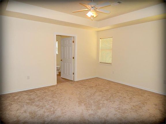 5th image of 105 S Creek Dr