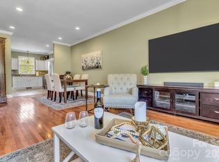 25 Union Chapel Rd, Weaverville, NC 28787