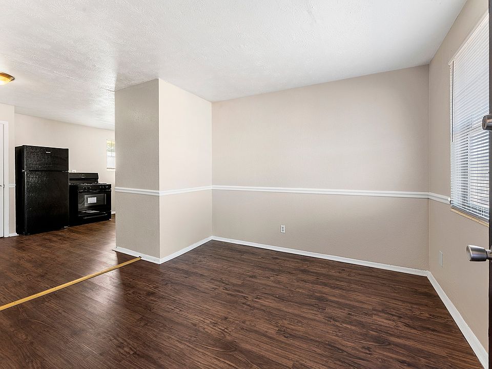 1st image of 4813 Moncrief Rd #4819-04