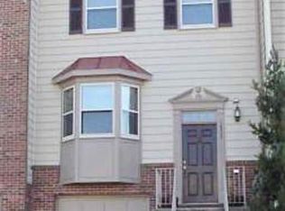 14535 Creek Branch Ct, Centreville, VA 20120