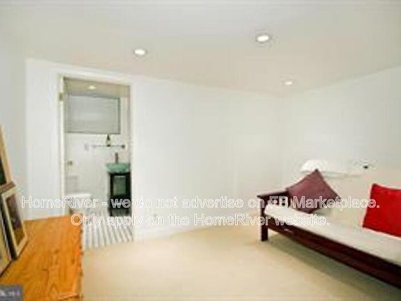2nd image of 4437 Fessenden St NW