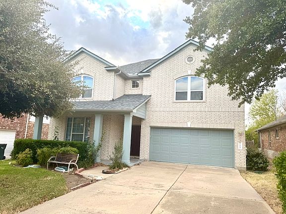 2nd image of 3204 Aquila Ct