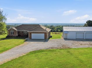 5108 S 163rd Rd, Bolivar, MO 65613