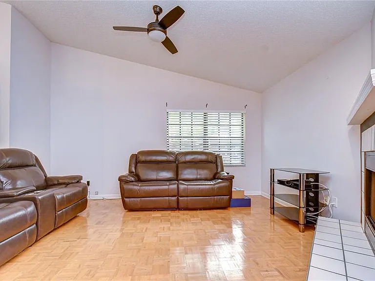 2749 Countryside Blvd #8 — Photo 12