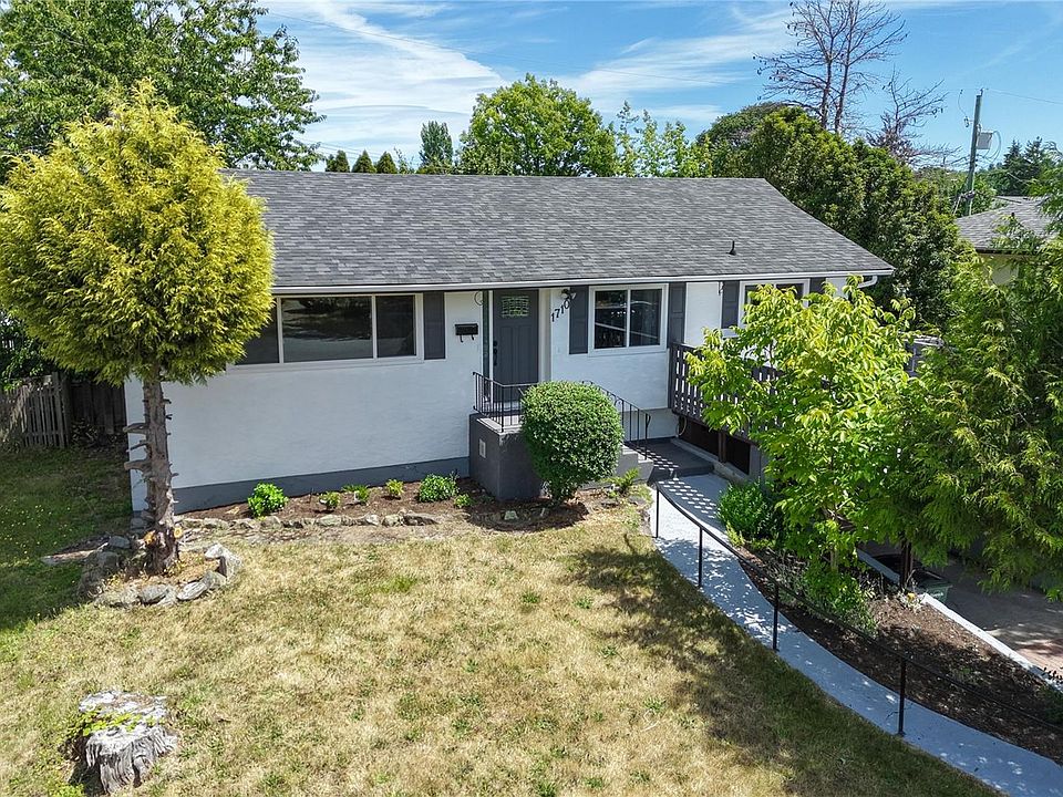 1st image of 1710 Sprucewood Pl