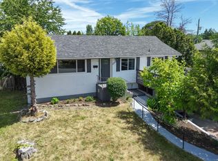 1710 Sprucewood Pl, Saanich, BC V8N1H3