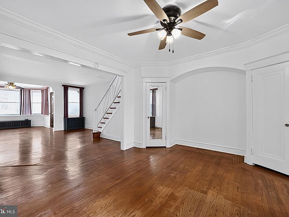 5th image of 7091 Forrest Ave