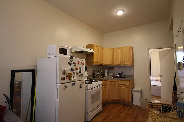 Rented by Nooklyn NYC LLC | media 20