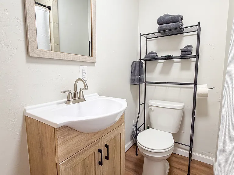1617 Airport Dr — Photo 21