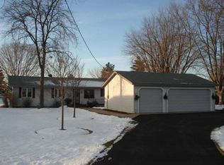 N5663 E Channel Dr, Shawano, WI 54166