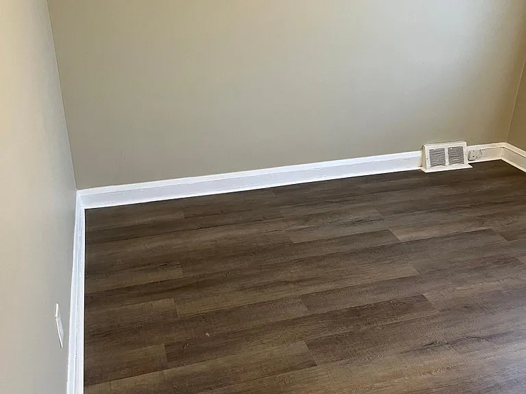 6815 Duluth Ave — Photo 10